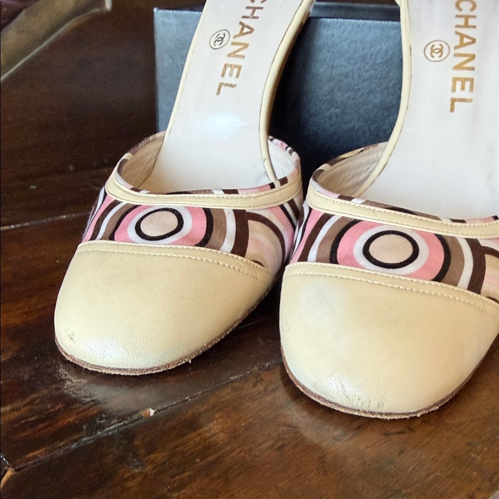 CHANEL slingback classic vintage beige and brown Patterned Women's Heels - Picture 6 of 16